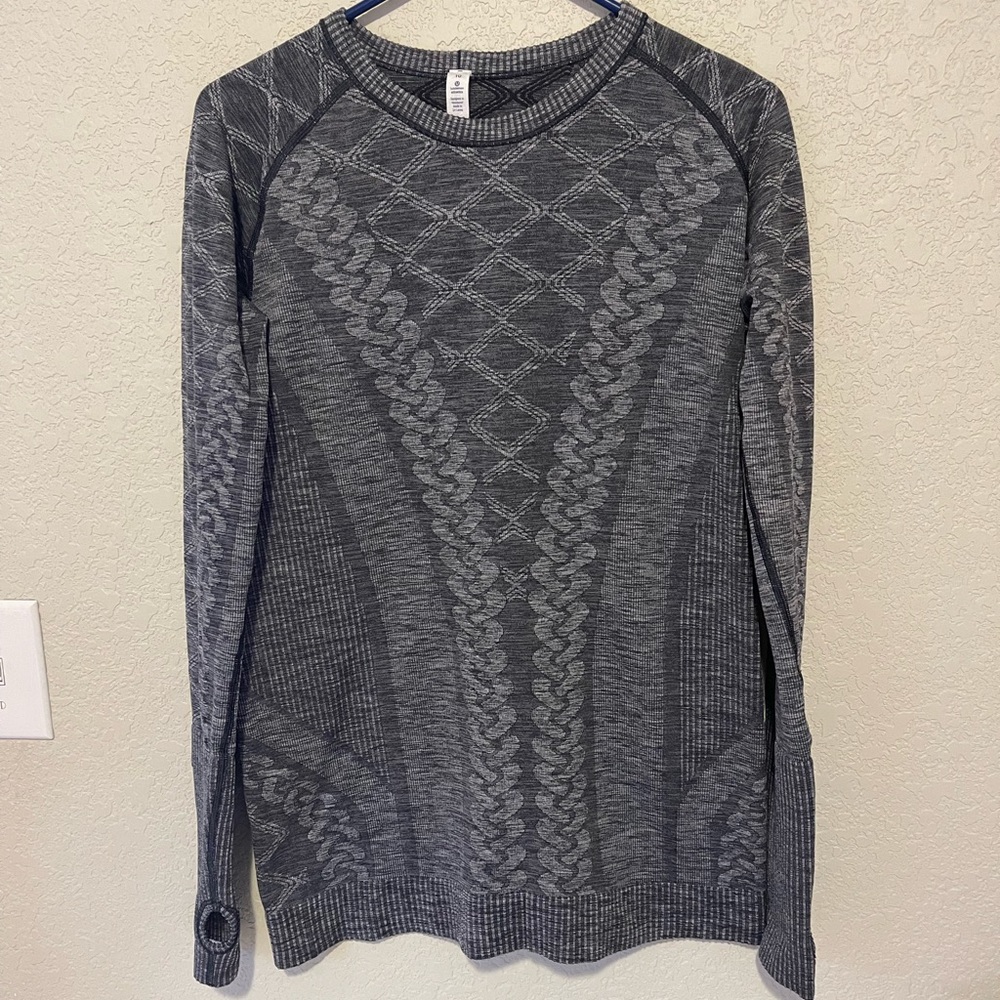 Lululemon long sleeve top size 10.